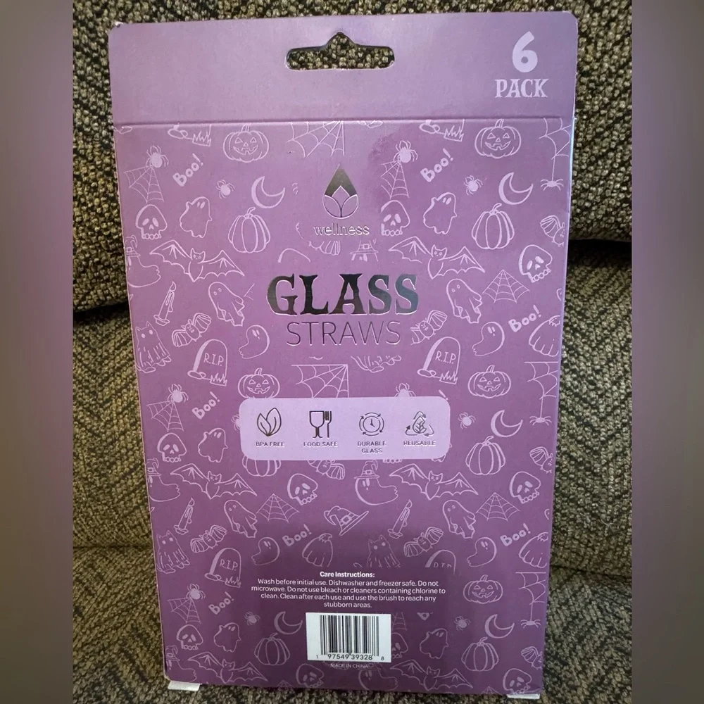NWT Purple Tinted 6 Pack Glass Straws Black Cat and Cleaning Brush Halloween